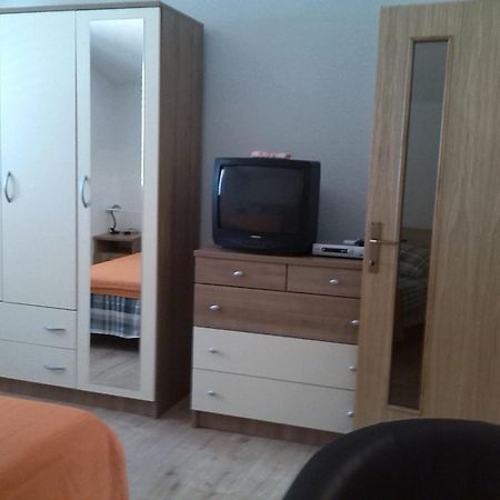Apartments Batarilo Gornji Karin Camera foto
